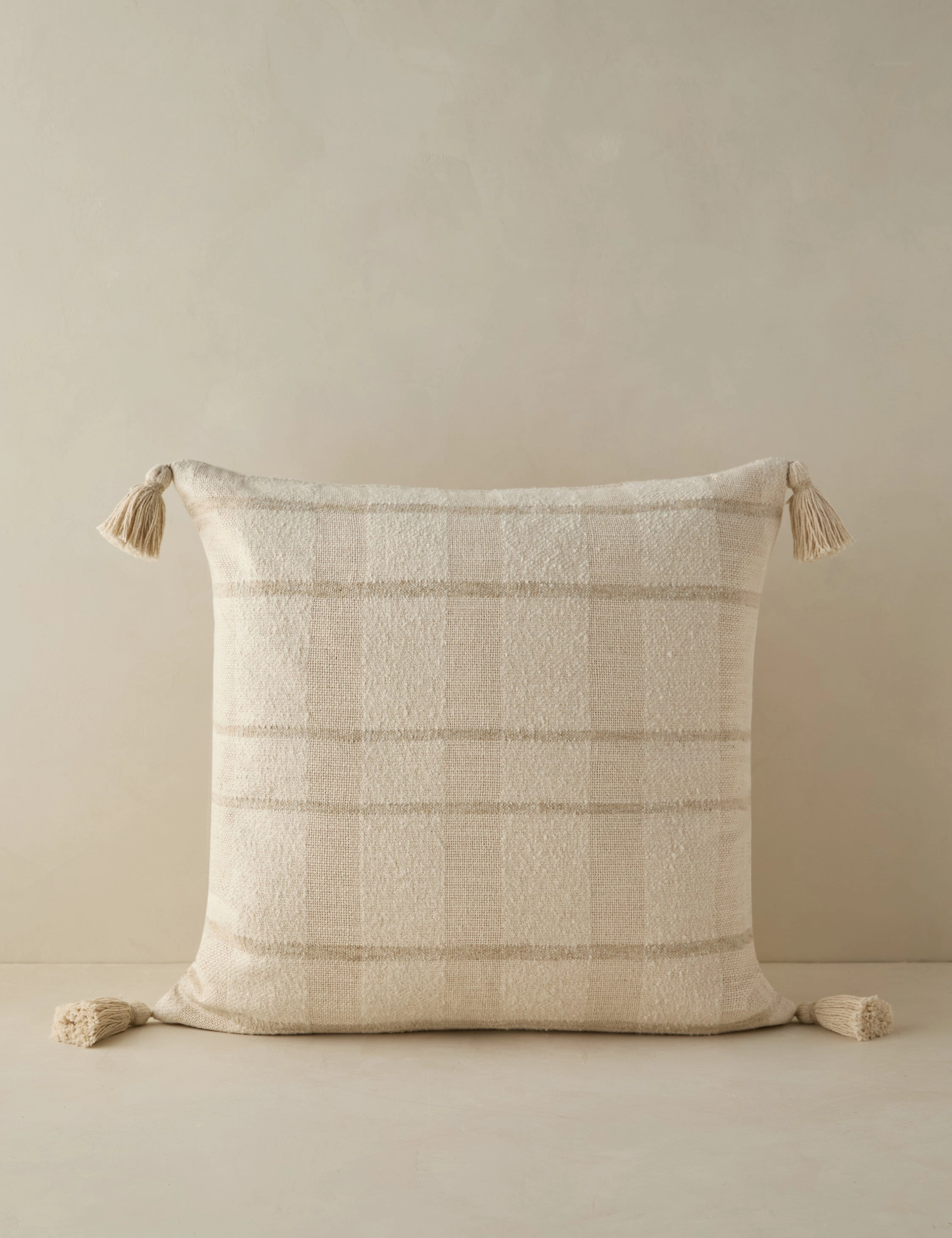 Alira Pillow