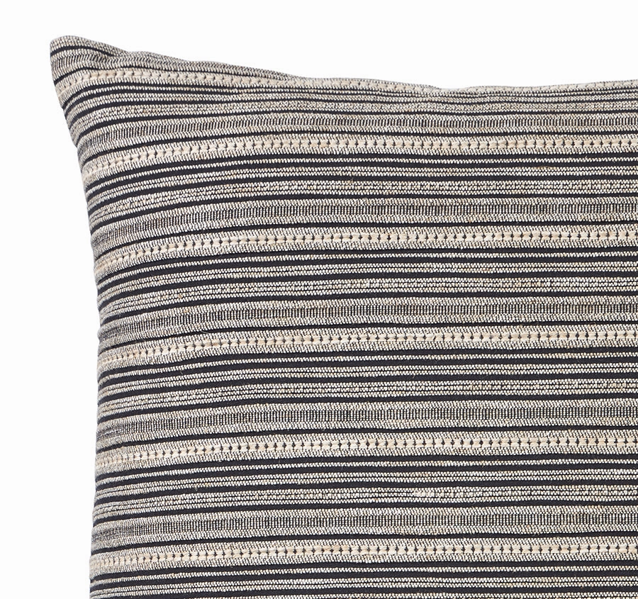 Amara Classica 50x50cm Filled Cushion