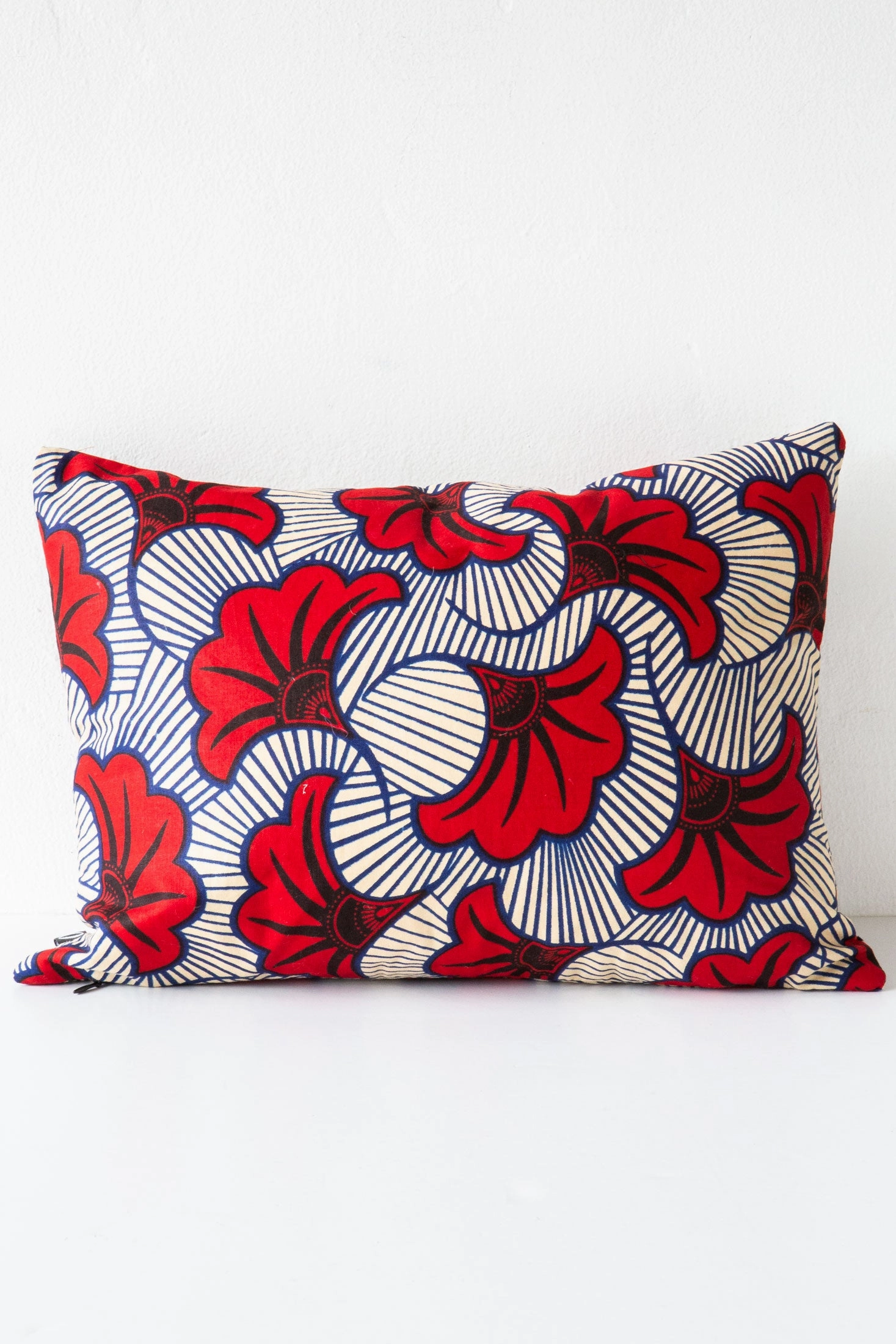 Amour Blossom Cushion