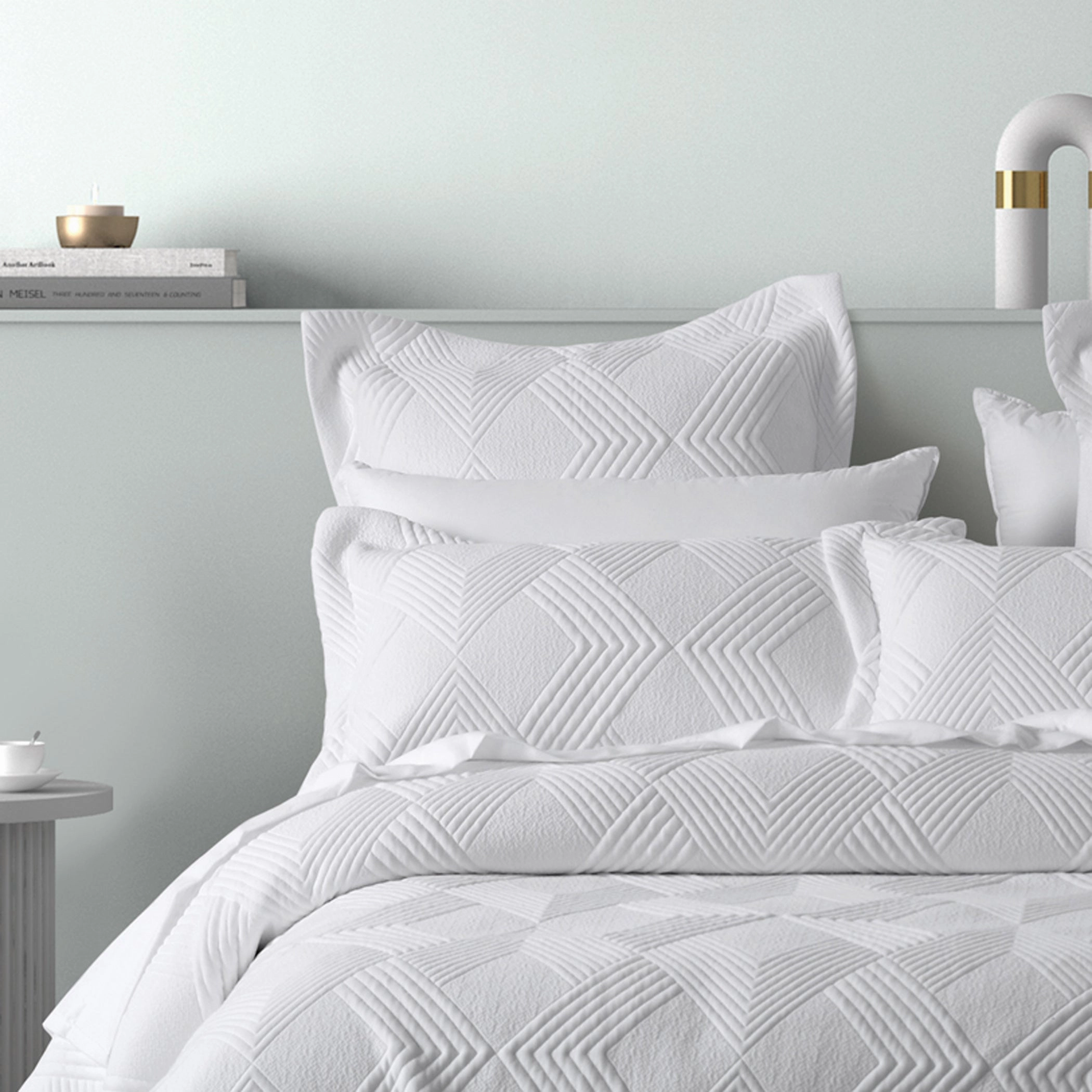 Cassiano Coverlet Set White