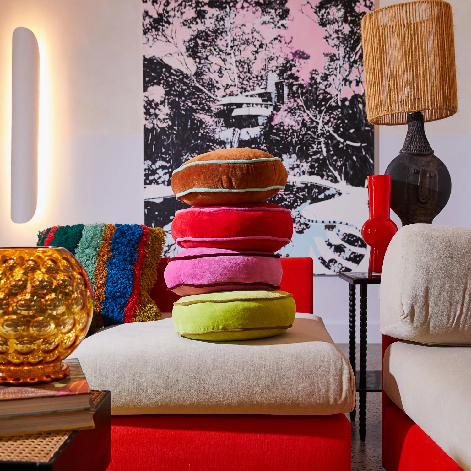 Castilo Round Velvet Cushion - Fuchsia