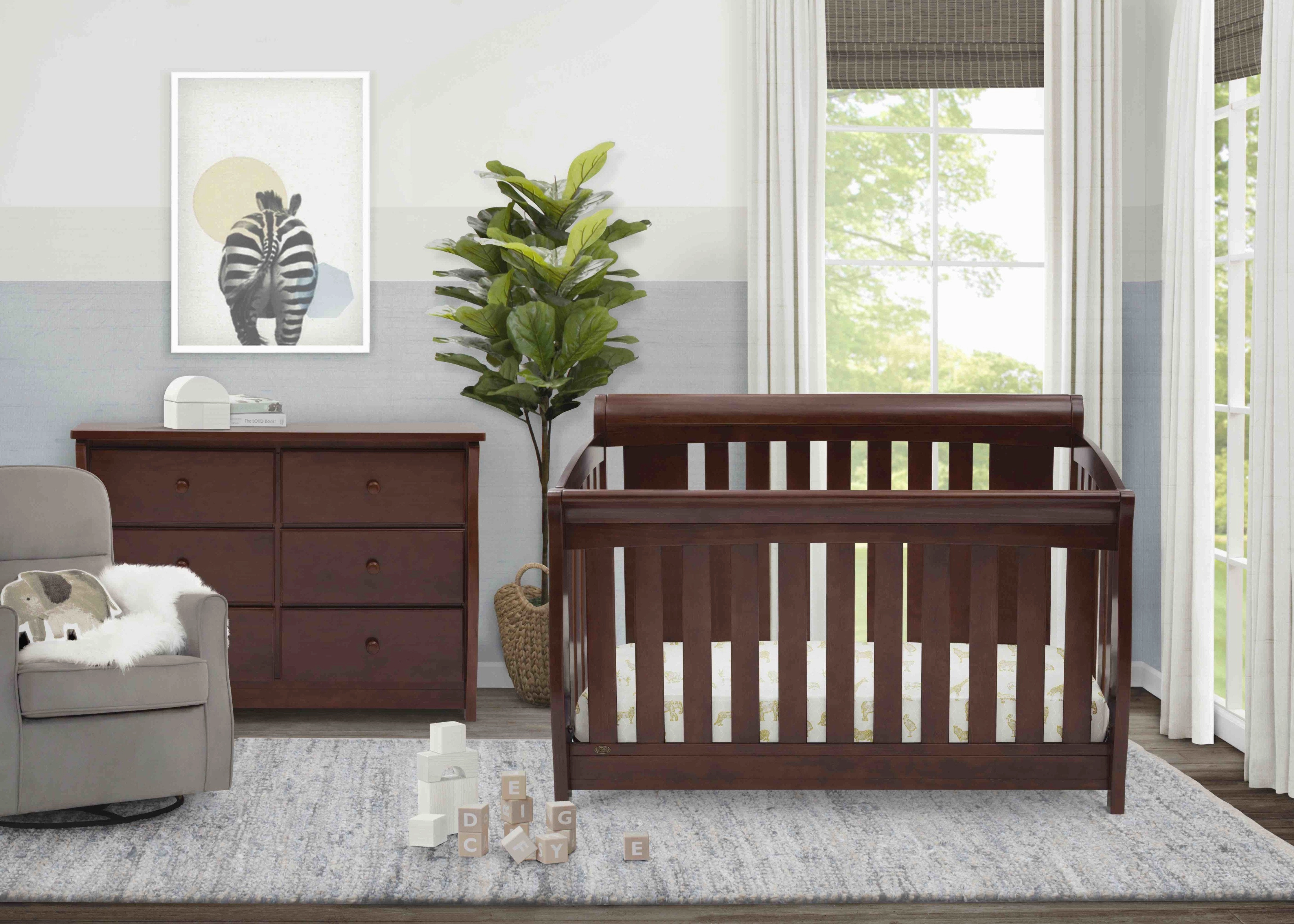 Clermont 4-in-1 Crib