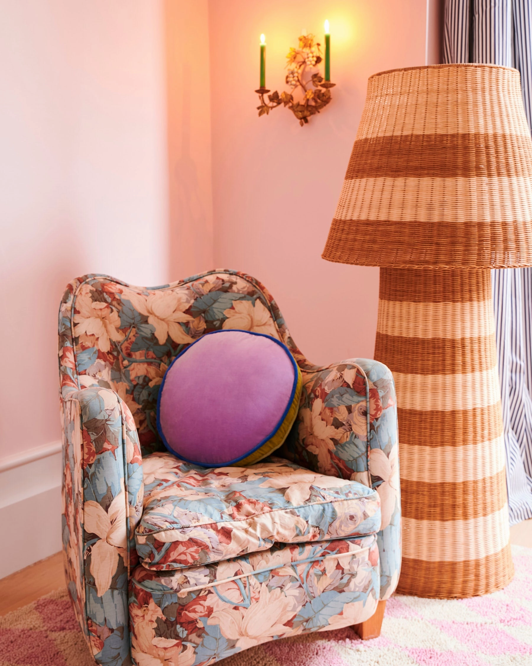 Dreamer Velvet Pea Cushion