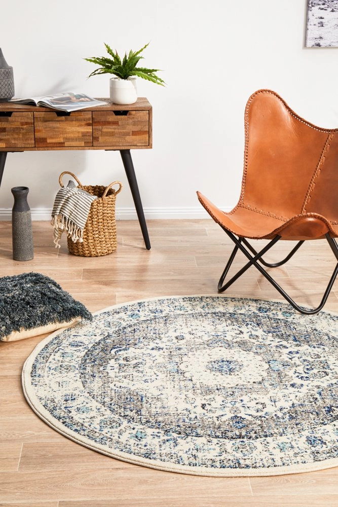 Evoke 251 Round Rug (White) by Rug Culture