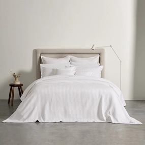 Evora Coverlet Set White
