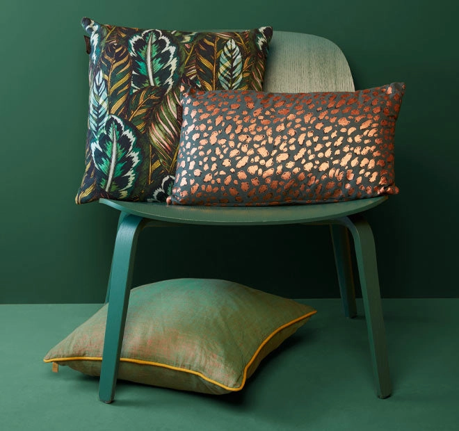 Felidea 30x50cm Filled Cushion Green