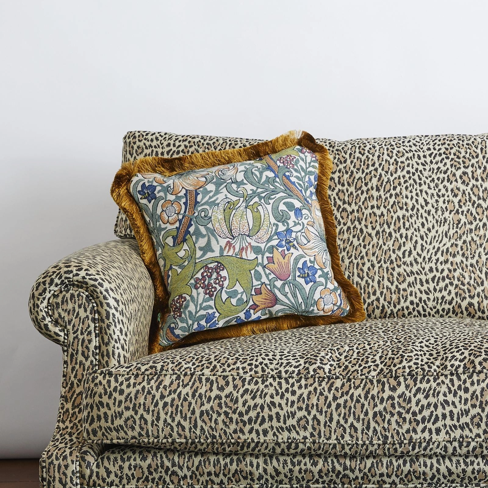 GOLDEN LILY Medium Fringed Jacquard Cushion - Parchment