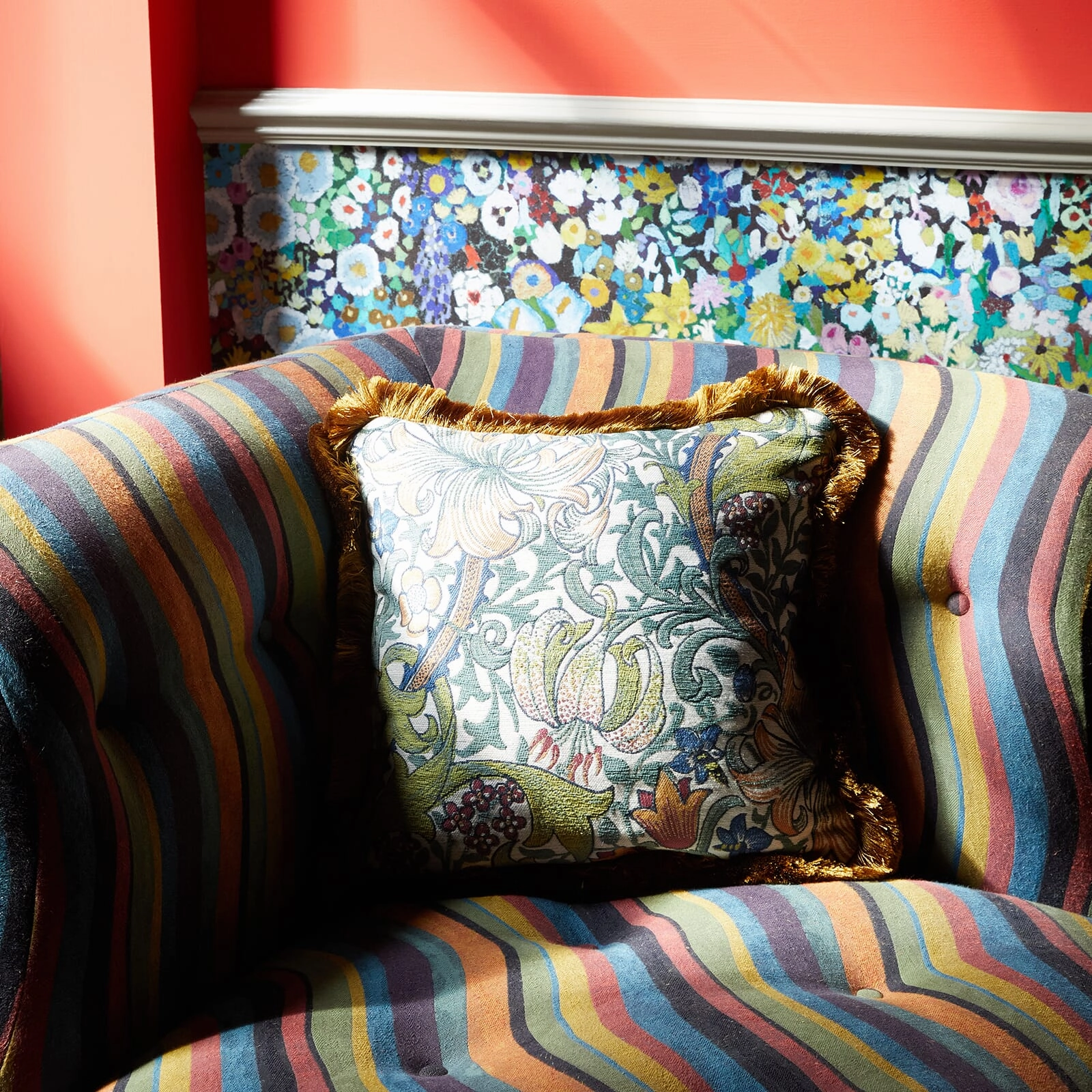 GOLDEN LILY Medium Fringed Jacquard Cushion - Parchment