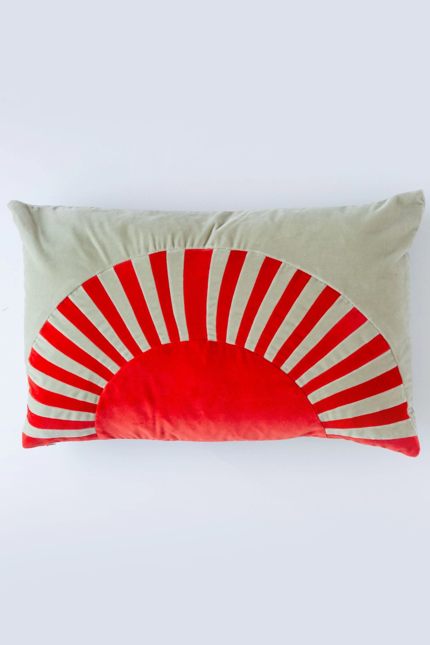 Hailey Cushion