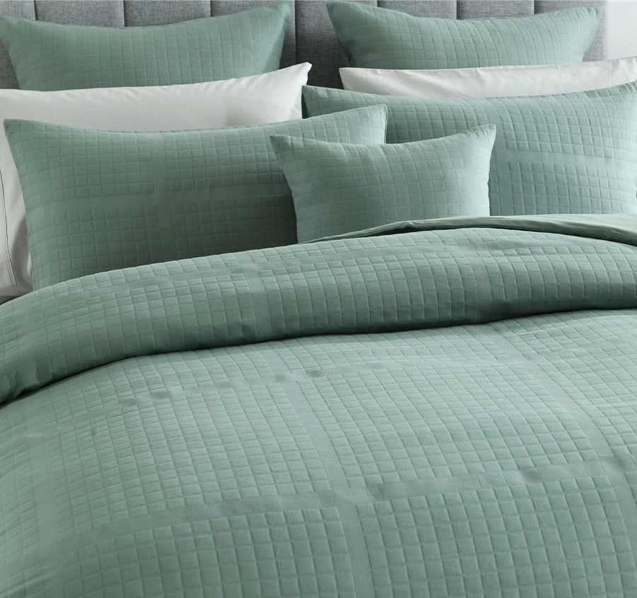 Jasper 43x43cm Filled Cushion Green