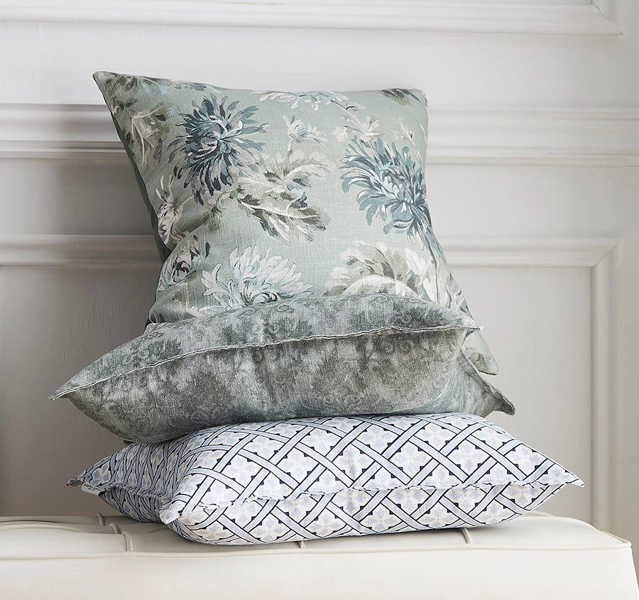 La Maryam 50x50cm Filled Cushion Hedgerow Green