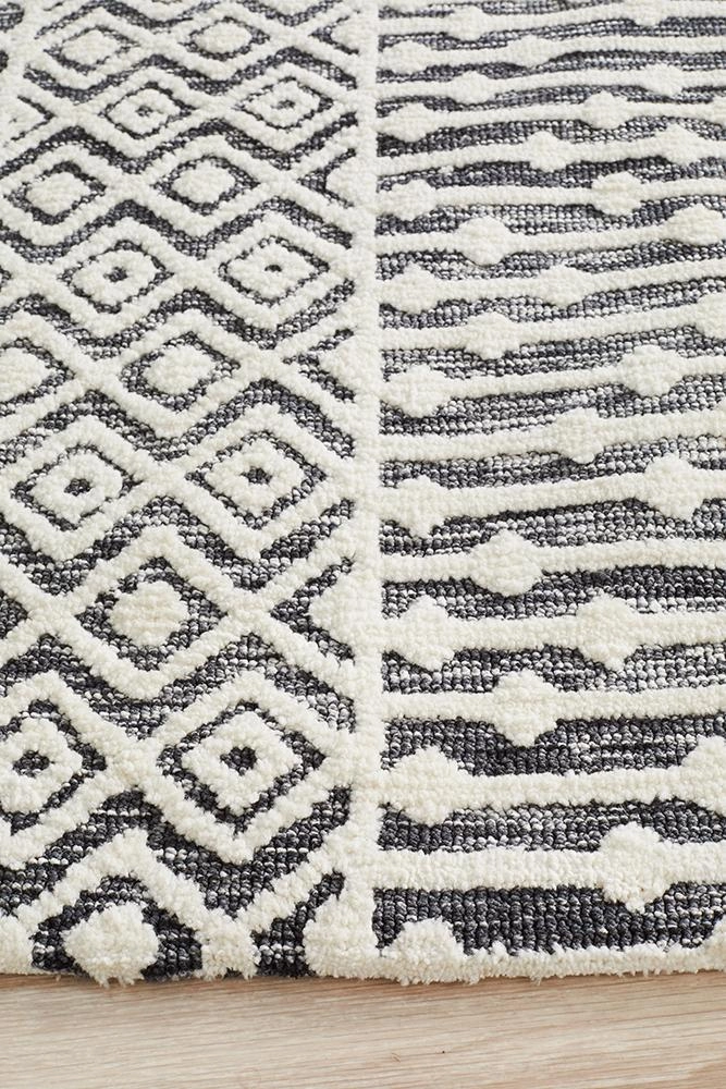 Levi 365 Rug (Ivory Black) by Rug Culture