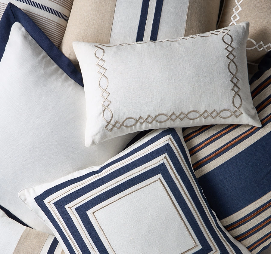 Linen Charleston 30x50cm Filled Cushion Navy