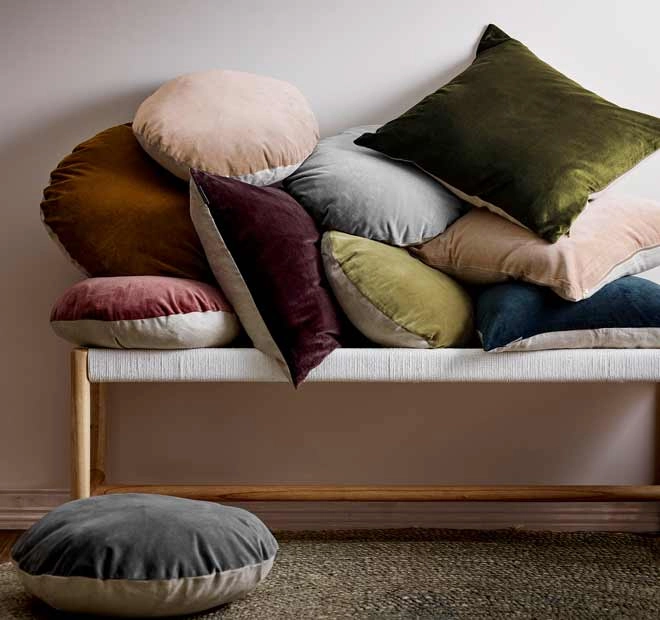 Luxury Velvet 45cm Round Filled Cushion Pebble
