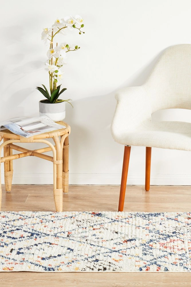 Marrakesh 111 Runner Rug (White) by Rug Culture