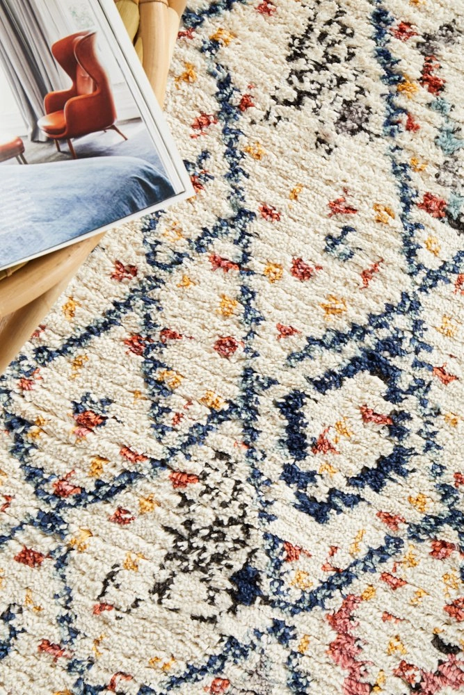 Marrakesh 111 Runner Rug (White) by Rug Culture