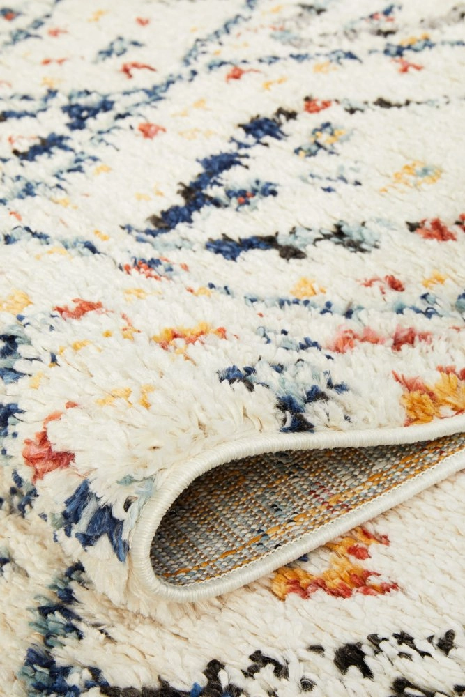 Marrakesh 111 Runner Rug (White) by Rug Culture