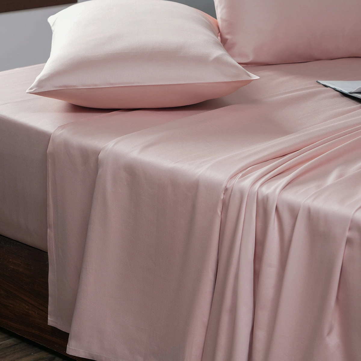 Melina Plain 100% Cotton Extra Soft & Luxurious Bed Sheet with Pillow Case