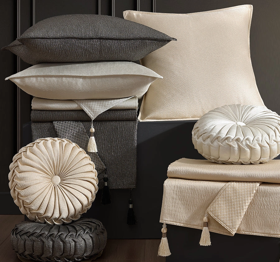 Octavia 36cm Filled Round Cushion Gold