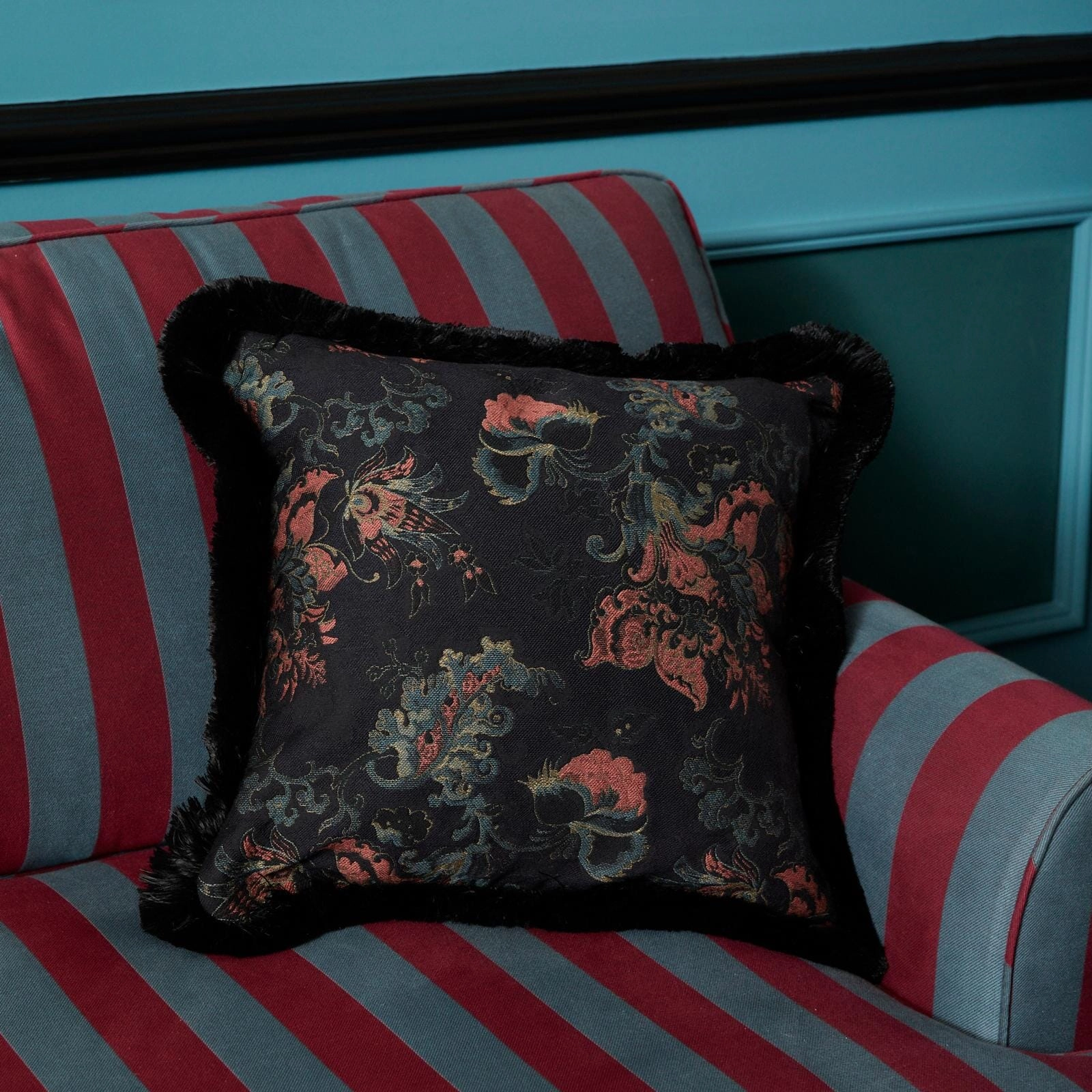 PERSEPHONE Medium Fringed Jacquard Cushion - Noir