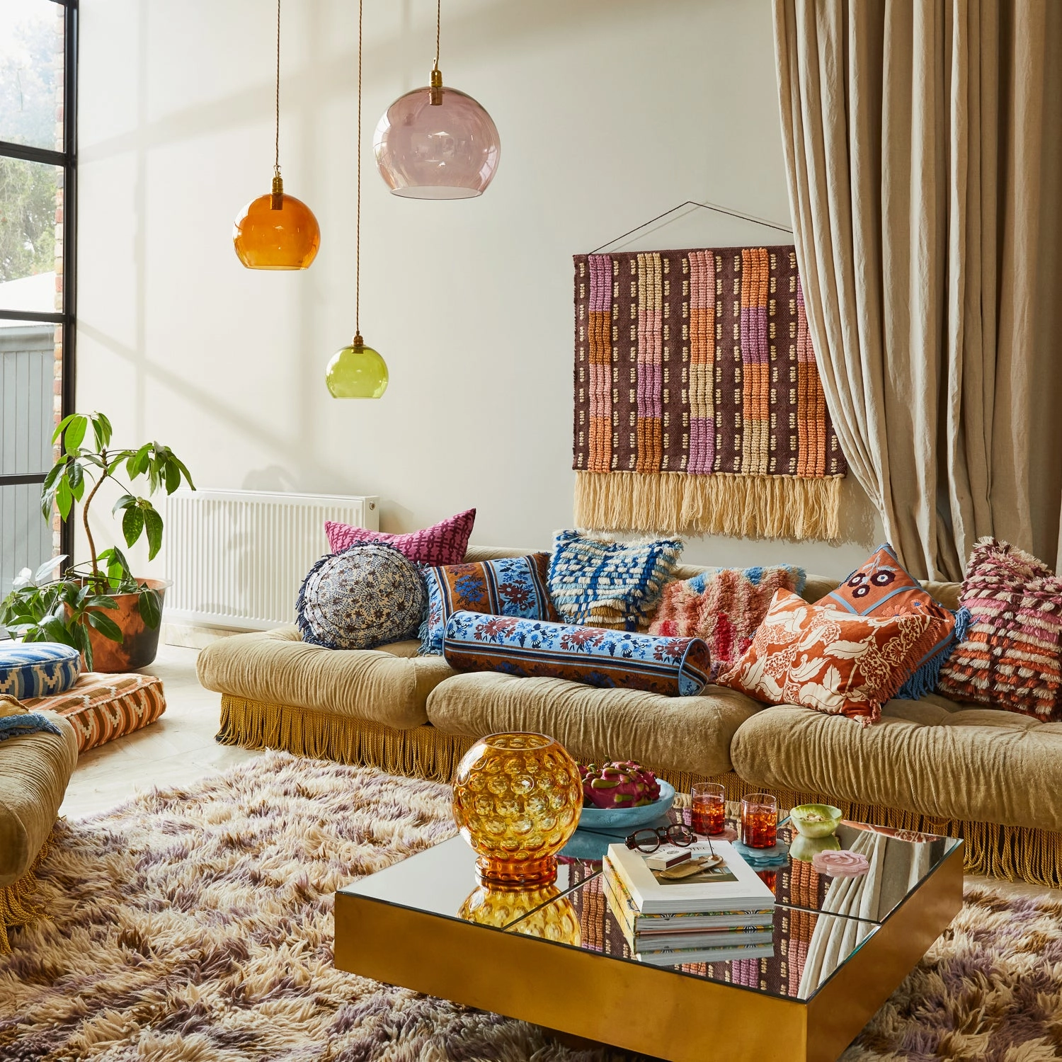 Reva Round Cushion