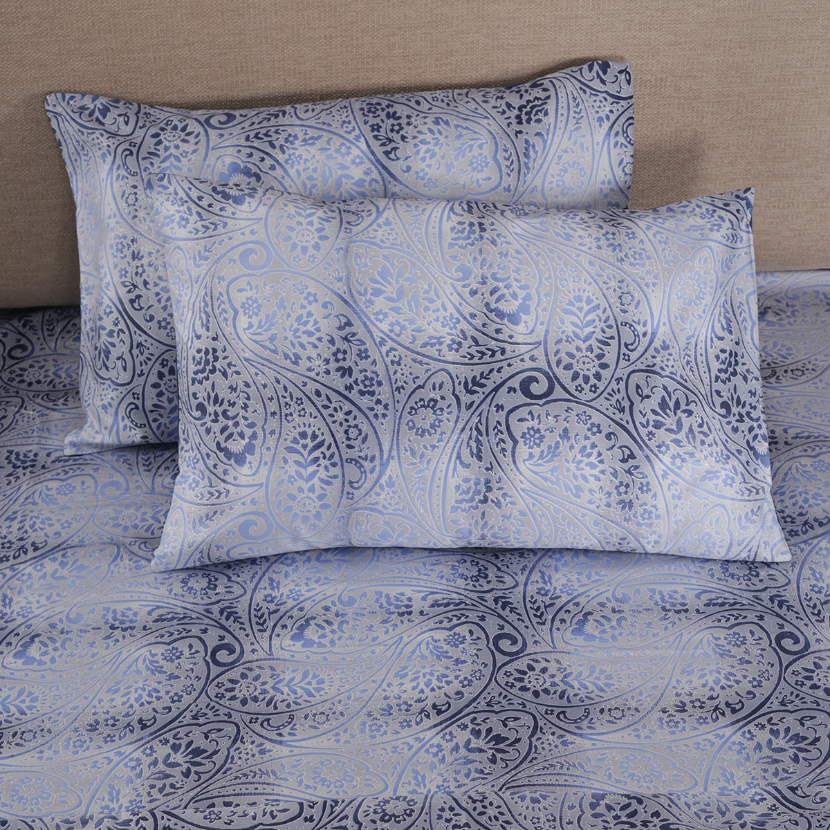 Royal Botanic 200 TC Ombre Bonanza 100% Cotton Bed Sheet With Pillow Case
