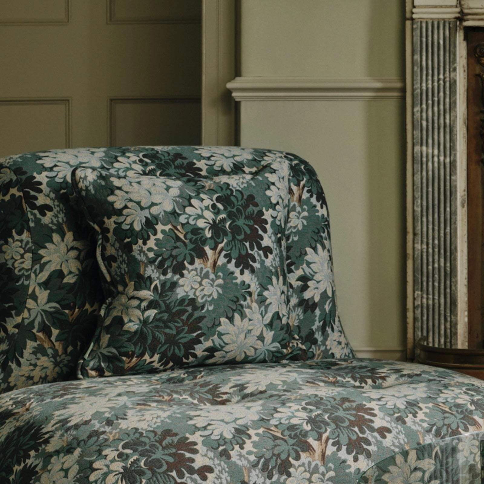 SILVA Medium Piped Jacquard Cushion - Cerulean
