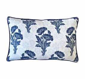 Tapestry 40x60cm Filled Cushion Midnight