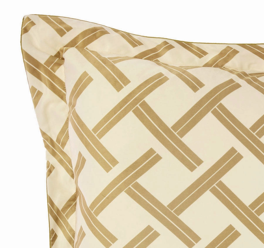 Valeria 50x50cm Filled Cushion Champagne