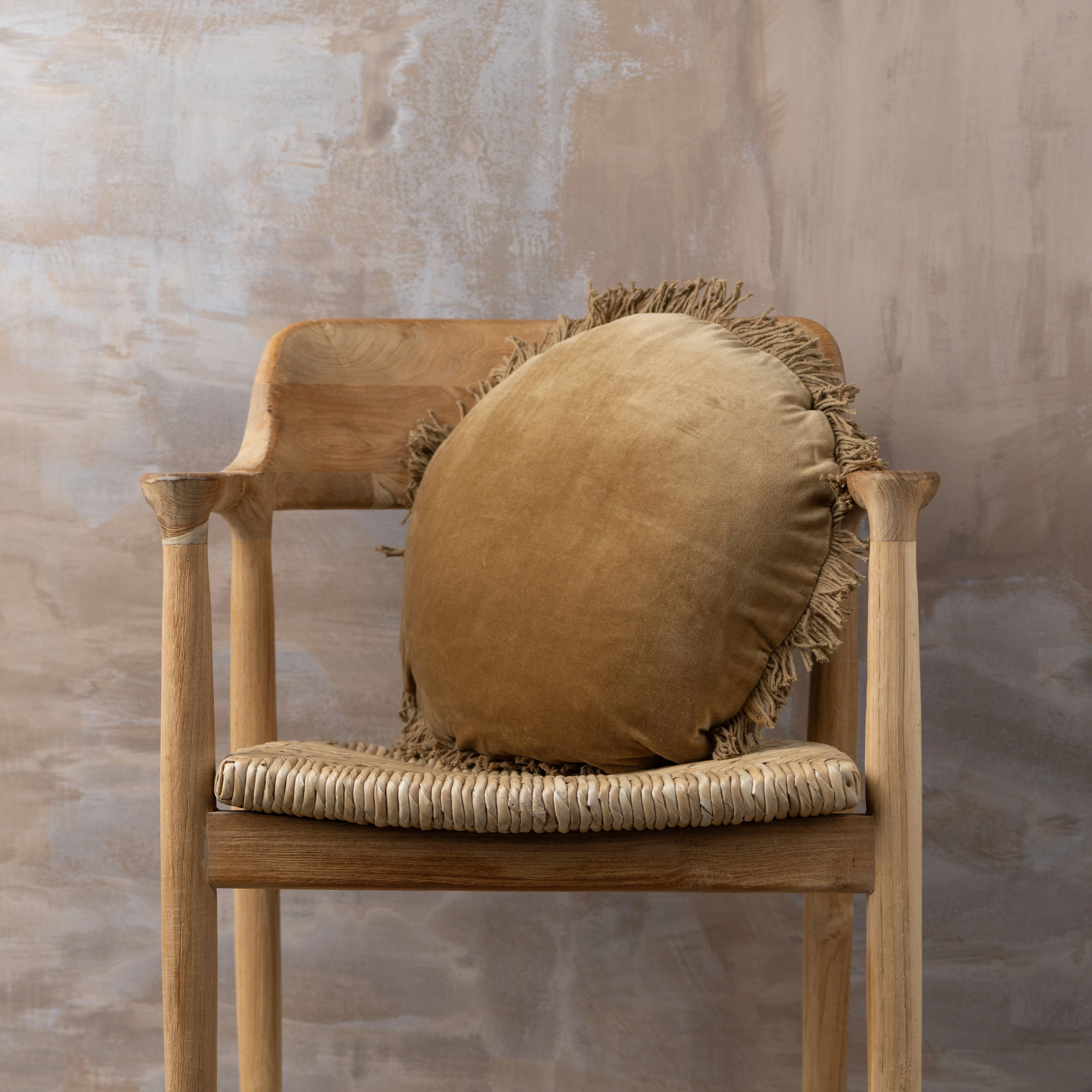 Velvet Round Cushion | Nutmeg