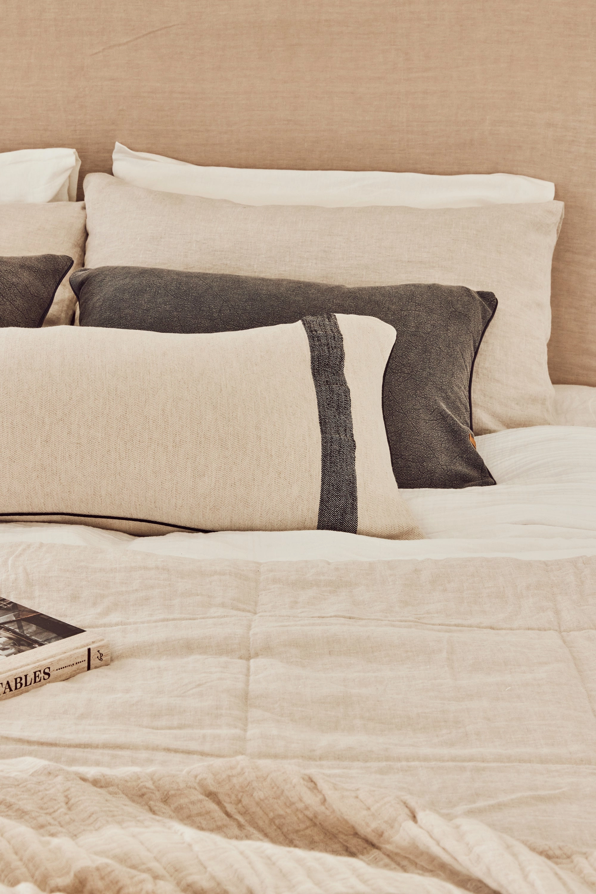 Vintage Wash Cushion | Charcoal w Piping