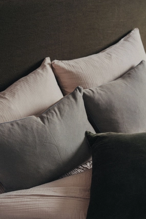 Vintage Wash Cushion | Olive w Piping