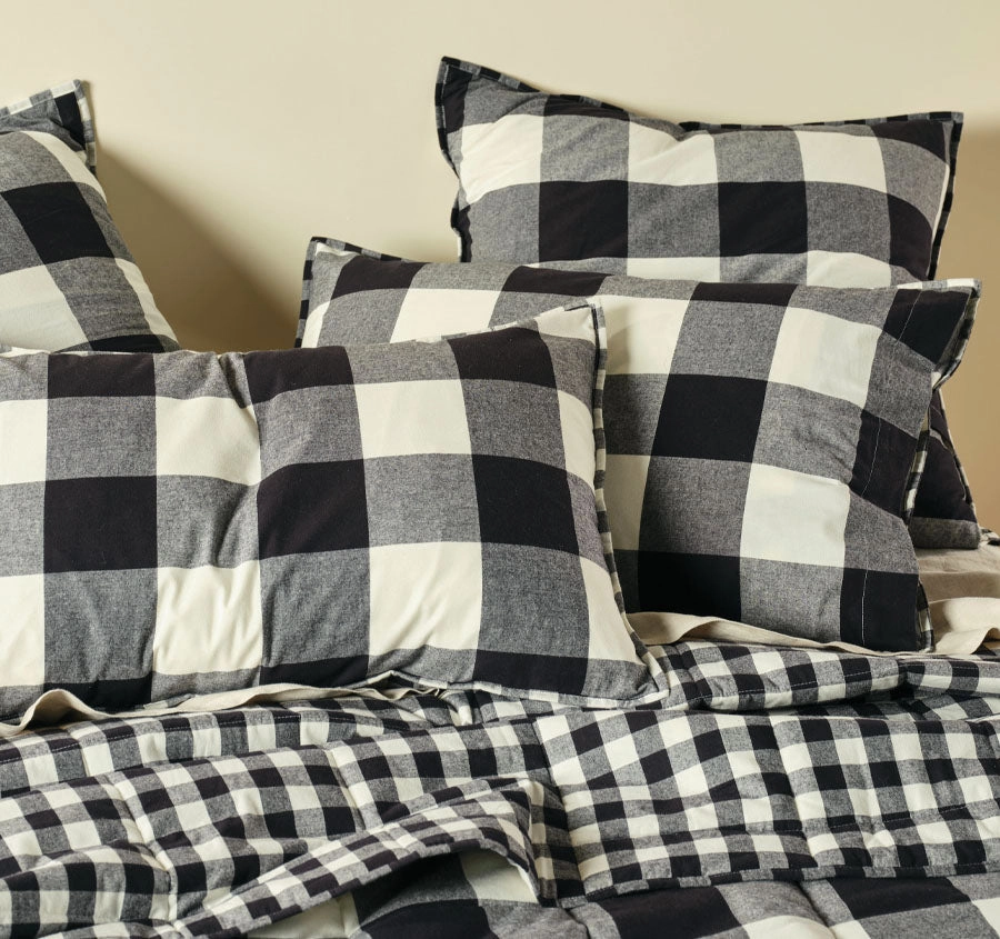 Wren Standard Pillowsham Pair Black