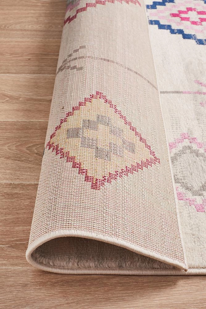 Zanzibar 760 Rug (White) by Rug Culture